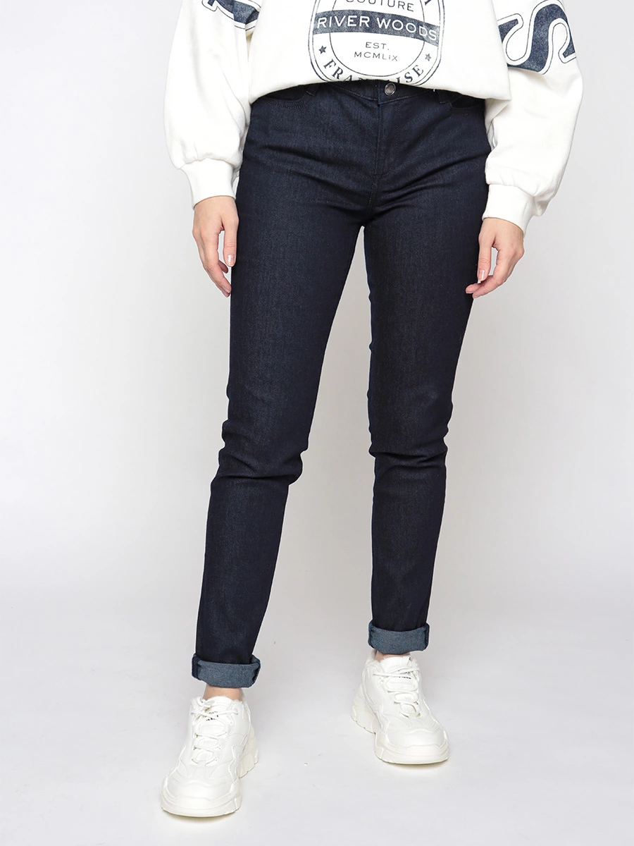 Зауженные джинсы